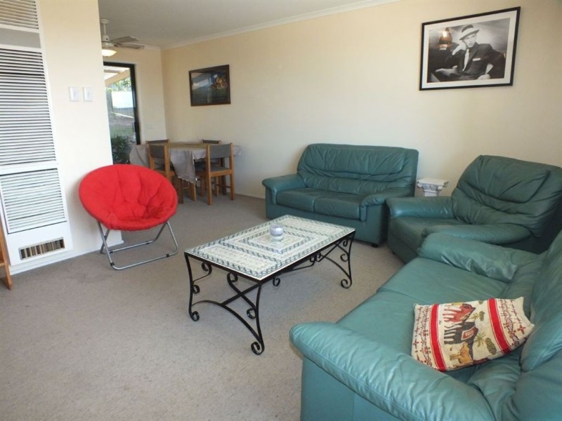 165 Ahern Road, Pakenham VIC 3810