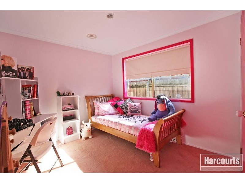 66 Dunbarton Drive, Pakenham VIC 3810