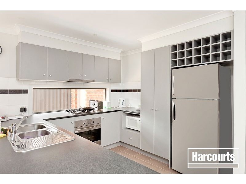 7 Wild Cherry Avenue, Pakenham VIC 3810