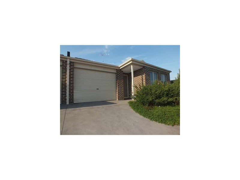 11/51 Leigh Drive, Pakenham VIC 3810