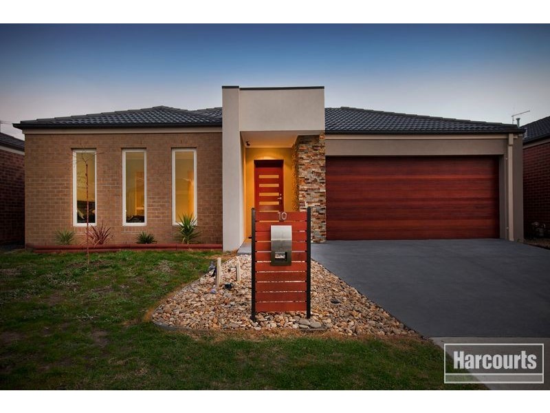 10 Raven Court, Pakenham VIC 3810
