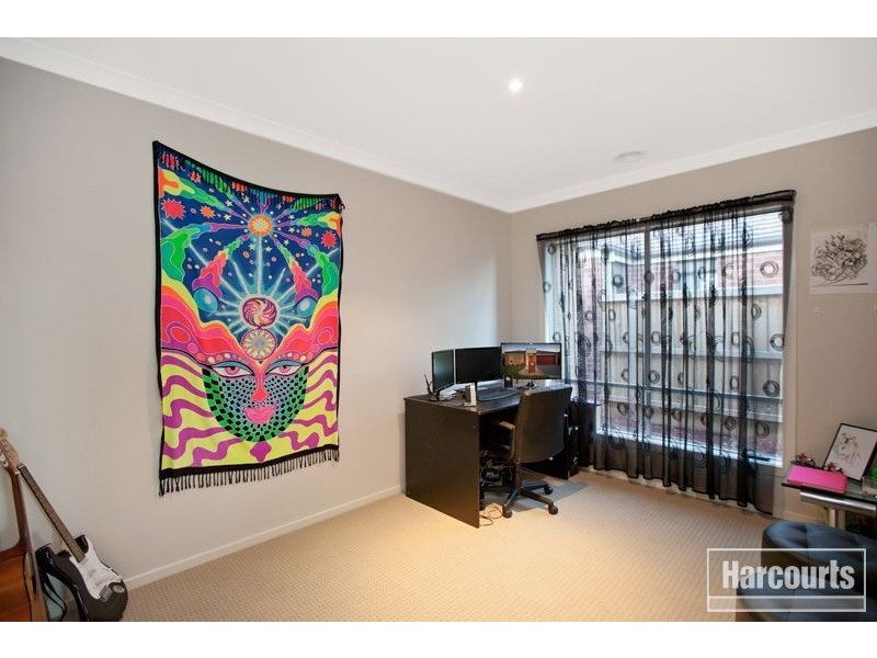 10 Raven Court, Pakenham VIC 3810