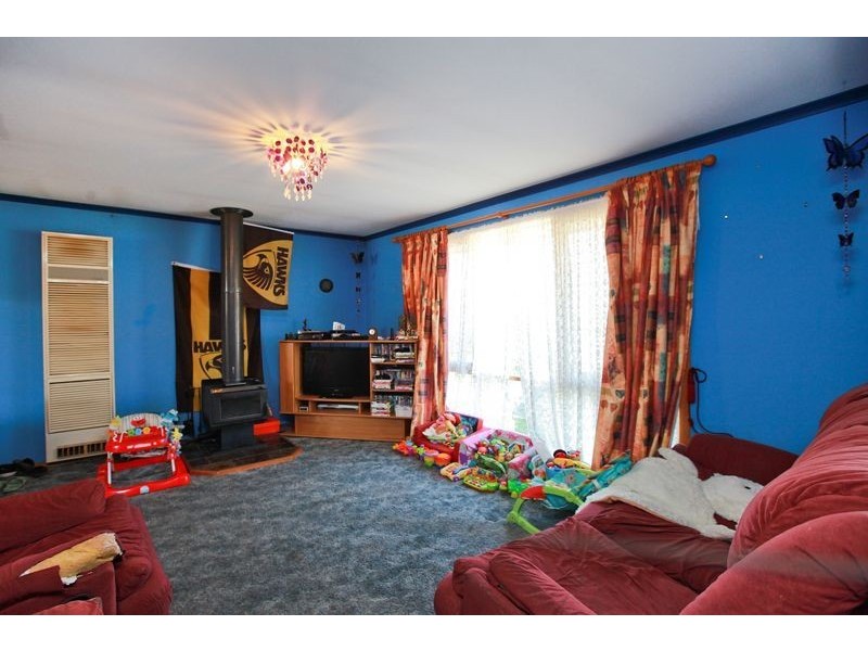 137 Eagle Drive, Pakenham VIC 3810