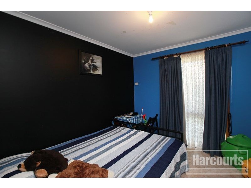 137 Eagle Drive, Pakenham VIC 3810