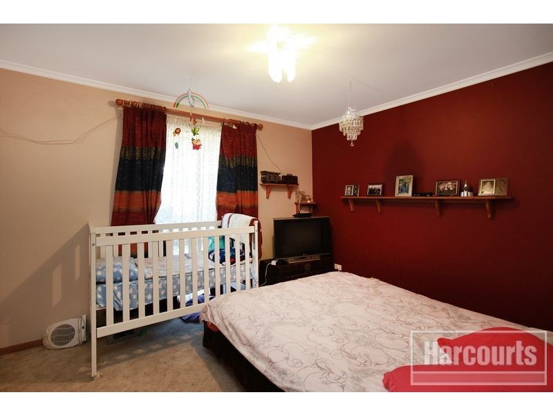 137 Eagle Drive, Pakenham VIC 3810