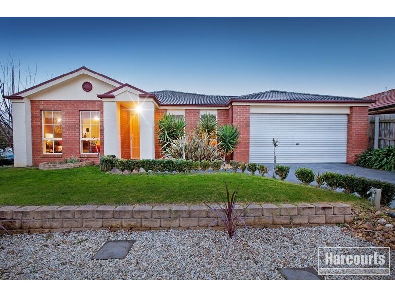 29 Pommel Street, Pakenham VIC 3810