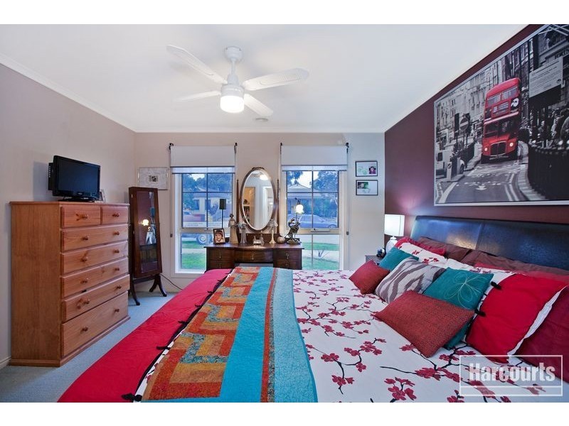 29 Pommel Street, Pakenham VIC 3810