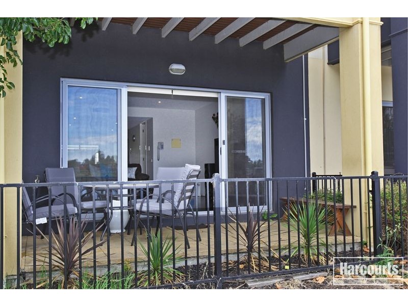 2/2 The Entrance, Pakenham VIC 3810