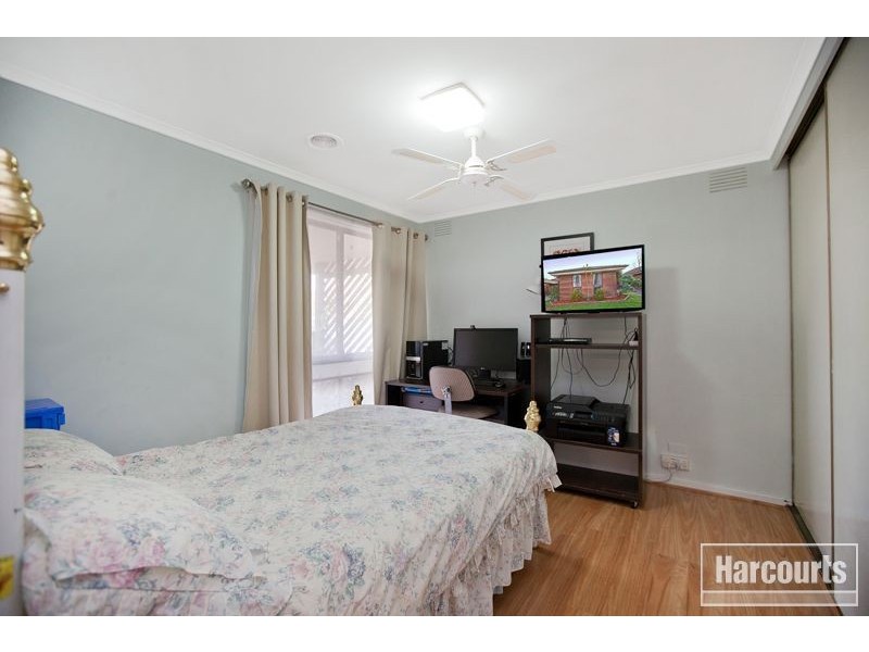 2/83 Henry Street, Pakenham VIC 3810