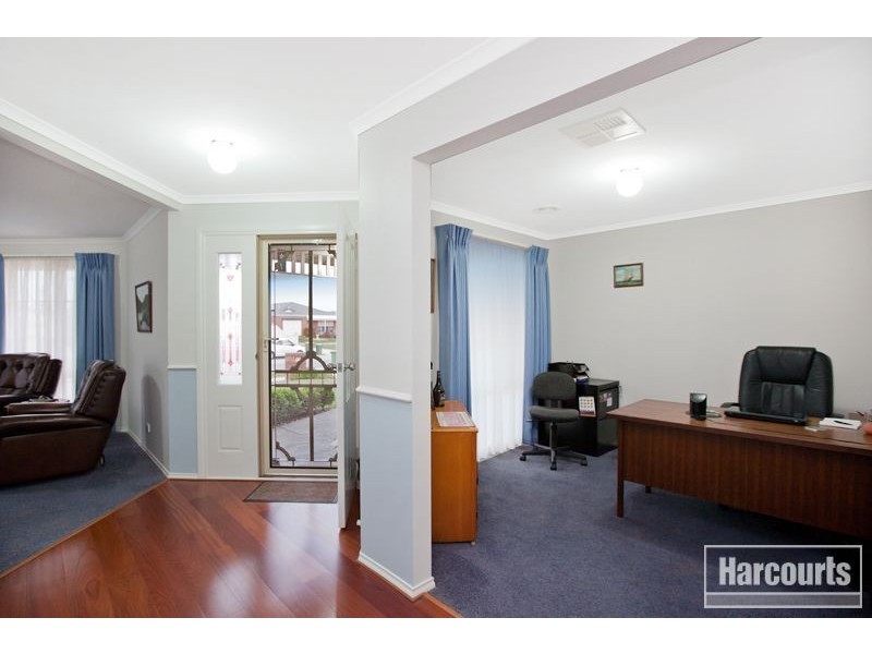 26 Bluehills Boulevard, Pakenham VIC 3810