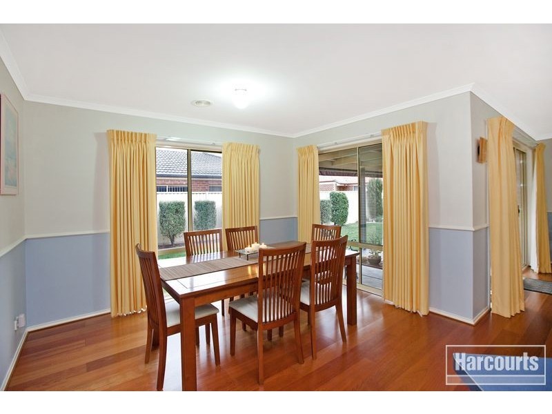 26 Bluehills Boulevard, Pakenham VIC 3810