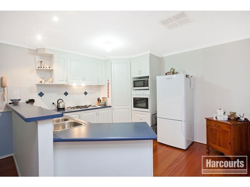 26 Bluehills Boulevard, Pakenham VIC 3810