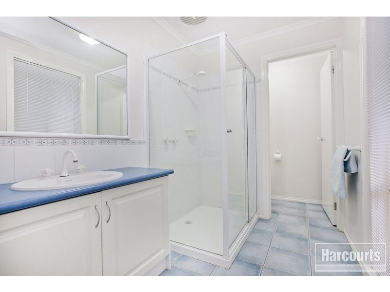 26 Bluehills Boulevard, Pakenham VIC 3810