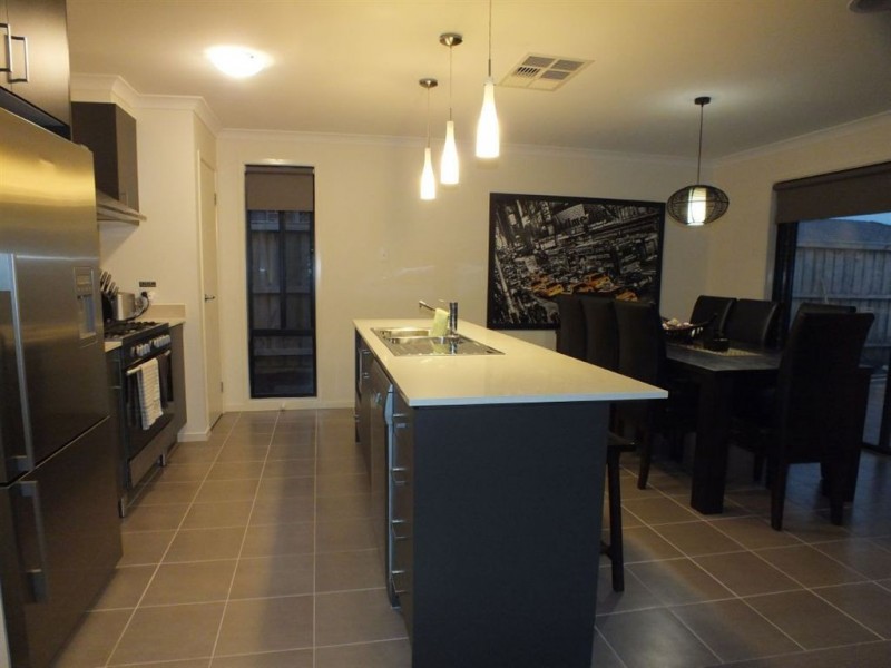 23 Stanhope Place, Pakenham VIC 3810