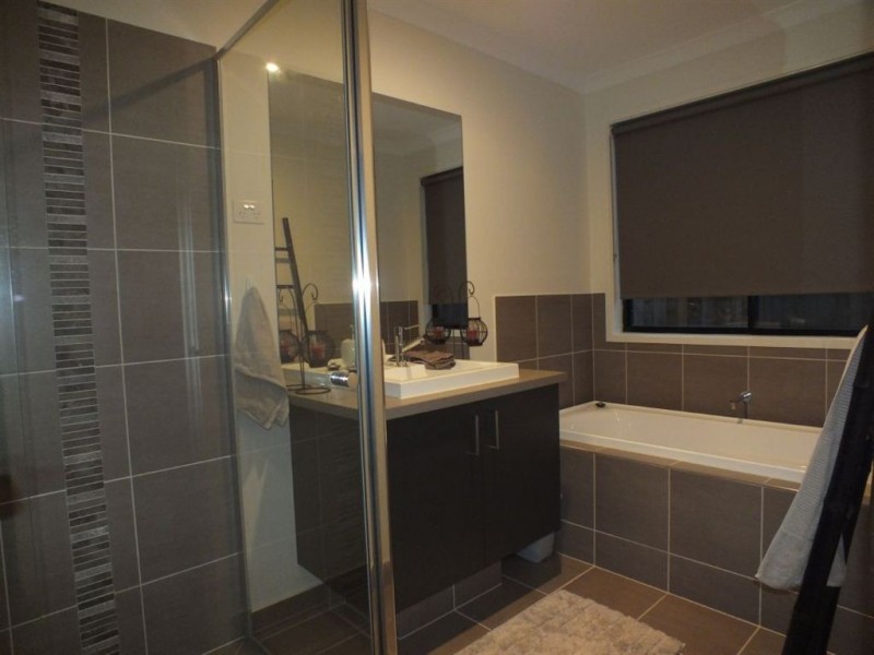 23 Stanhope Place, Pakenham VIC 3810