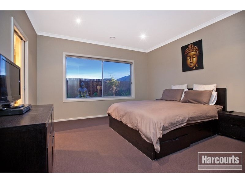 1 Kerr Close, Pakenham VIC 3810