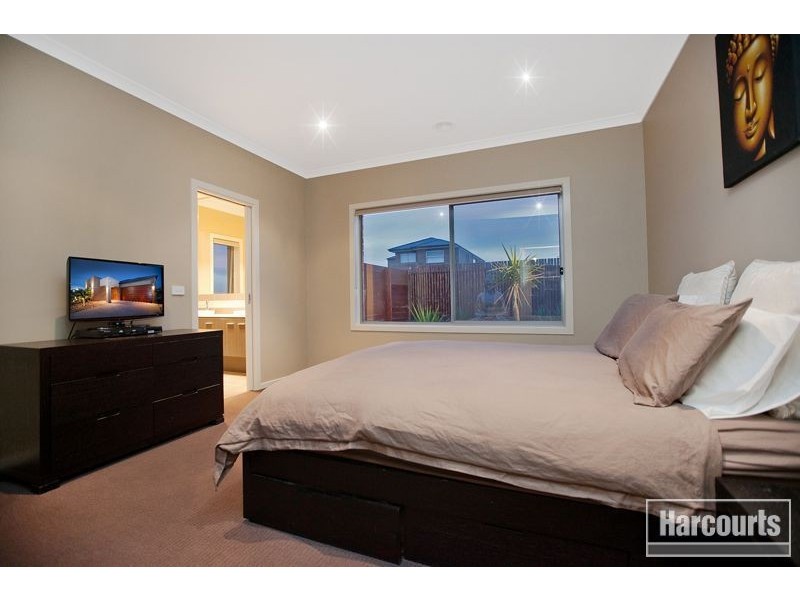 1 Kerr Close, Pakenham VIC 3810