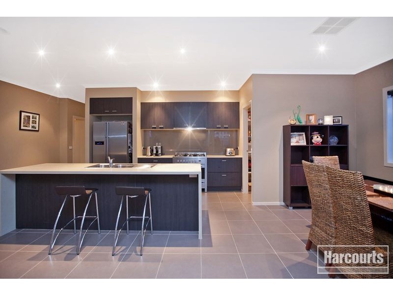 1 Kerr Close, Pakenham VIC 3810