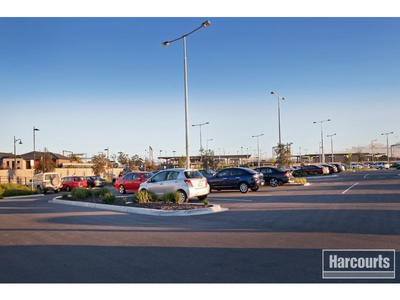 6 Acorn Lane, Pakenham VIC 3810