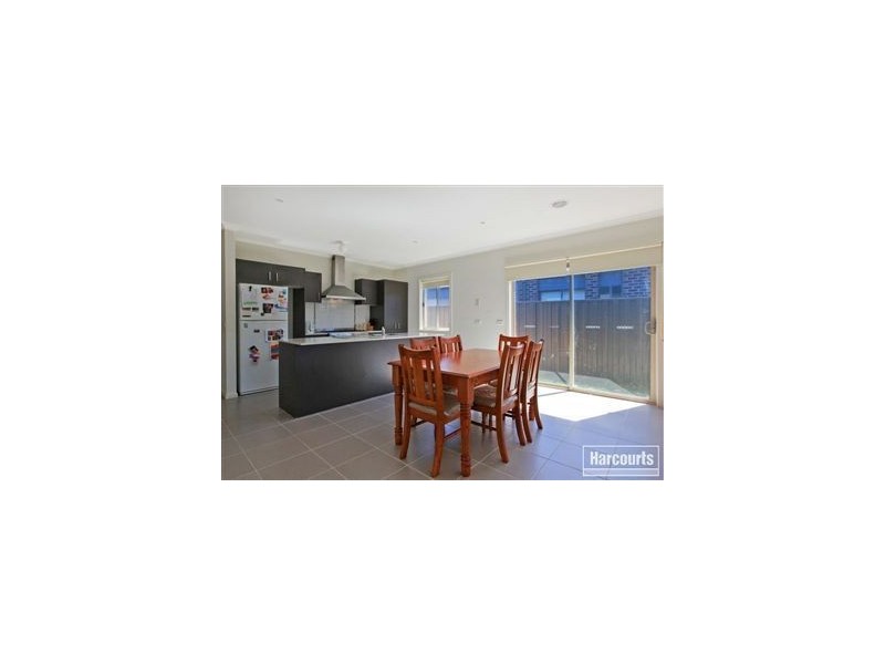 11 Maya Street, Pakenham VIC 3810