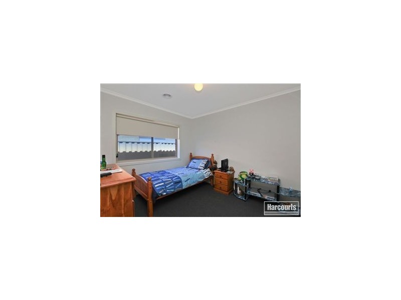 11 Maya Street, Pakenham VIC 3810