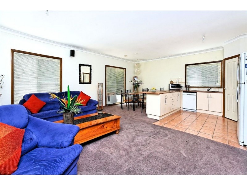 20 Hartland Circuit, Pakenham VIC 3810
