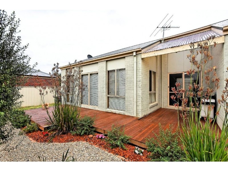 20 Hartland Circuit, Pakenham VIC 3810