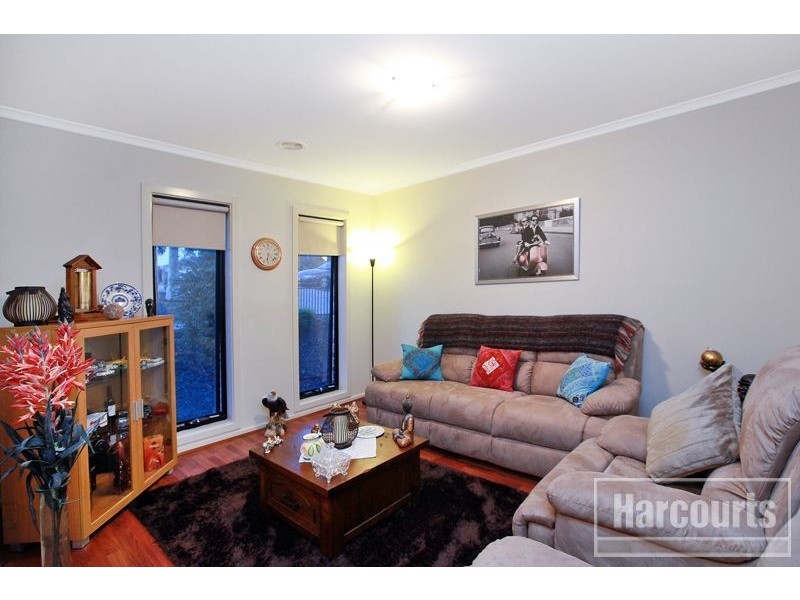 30 Caspian Chase, Pakenham VIC 3810