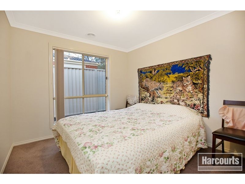 4 Penarie Place, Pakenham VIC 3810