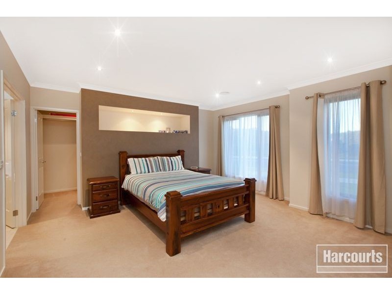 100 Windermere Boulevard, Pakenham VIC 3810