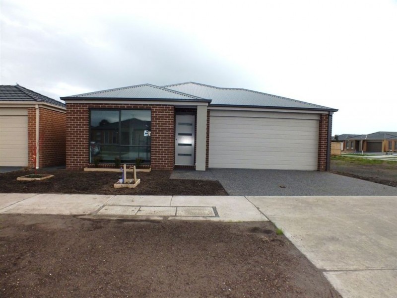 4 Turnbridge Road, Officer VIC 3809