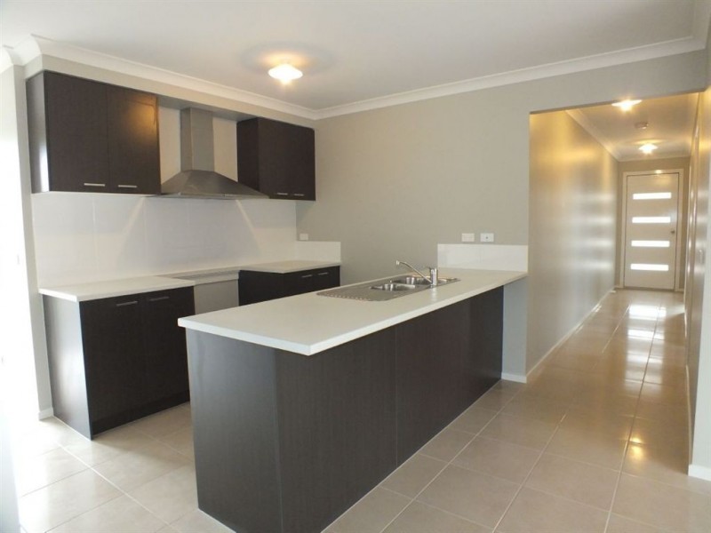 4 Turnbridge Road, Officer VIC 3809