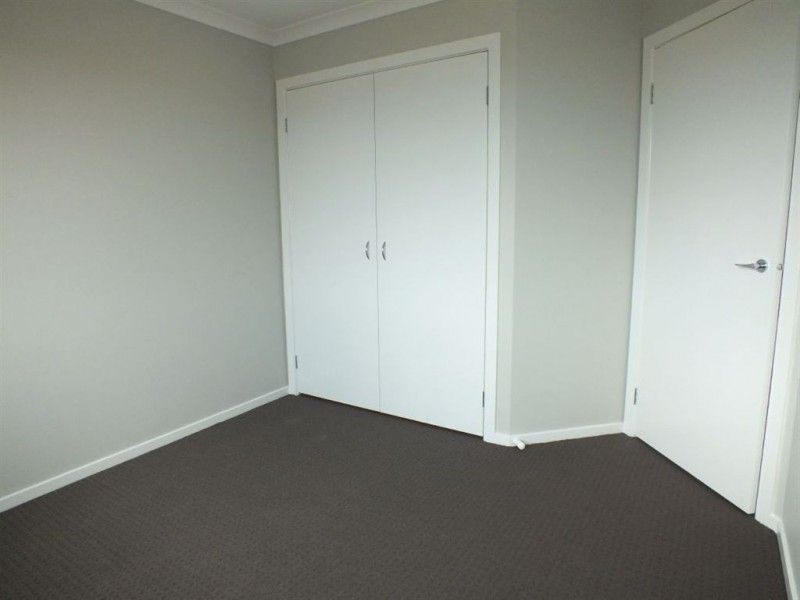 4 Turnbridge Road, Officer VIC 3809