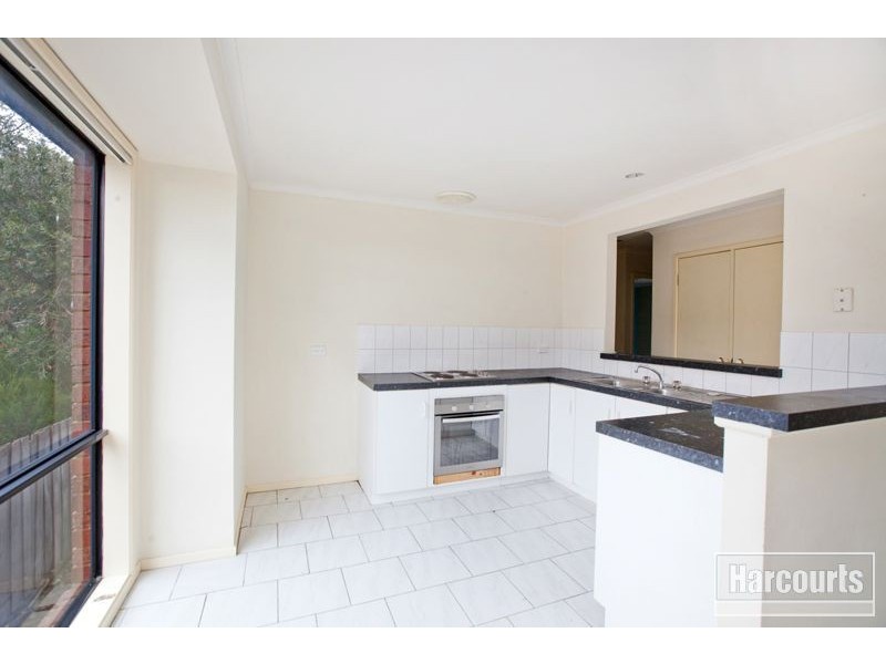 2 Bill Place, Hampton Park VIC 3976
