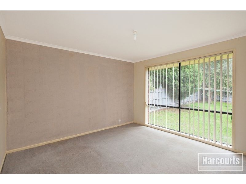 2 Bill Place, Hampton Park VIC 3976