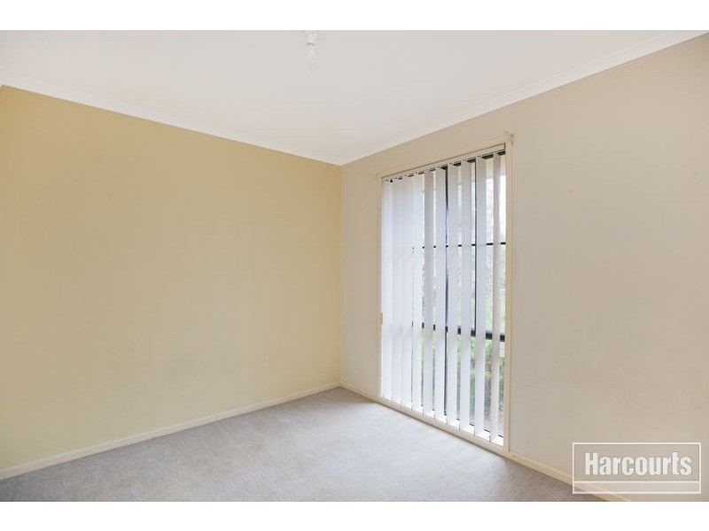 2 Bill Place, Hampton Park VIC 3976