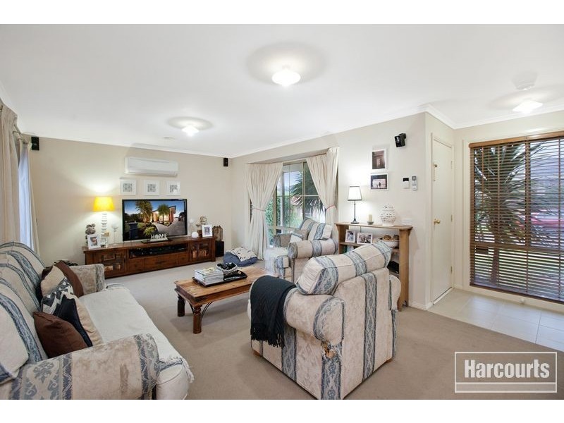 53 Manna Gum Drive, Pakenham VIC 3810