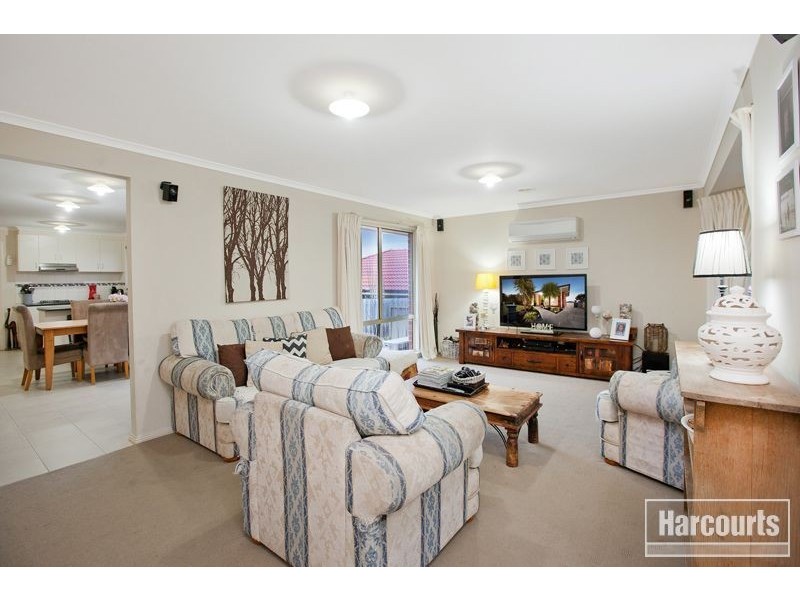 53 Manna Gum Drive, Pakenham VIC 3810