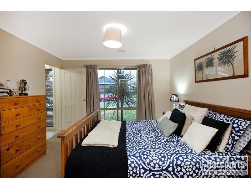 53 Manna Gum Drive, Pakenham VIC 3810