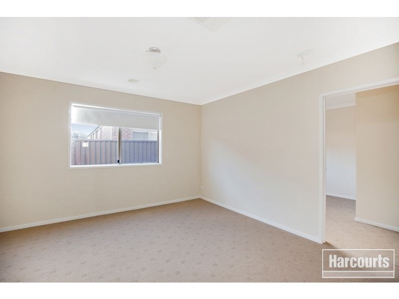 14 Lehmann Grove, Pakenham VIC 3810