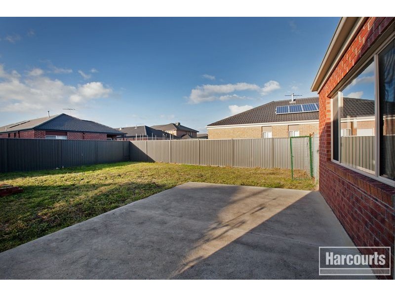 14 Lehmann Grove, Pakenham VIC 3810