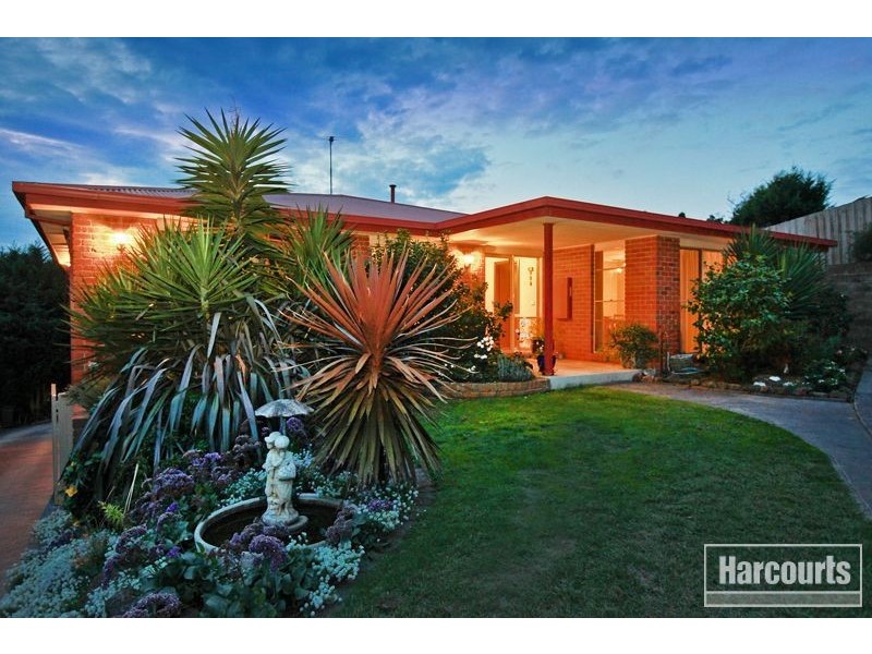 31 Highland Drive, Pakenham VIC 3810