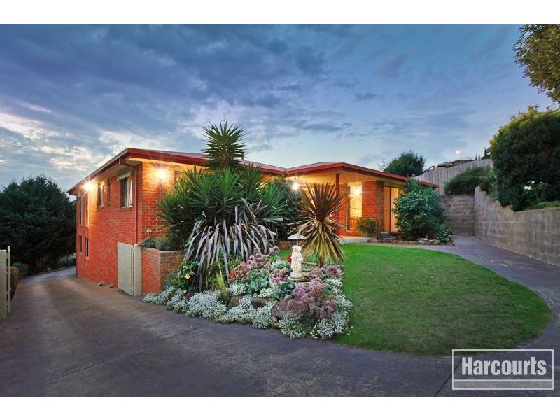 31 Highland Drive, Pakenham VIC 3810