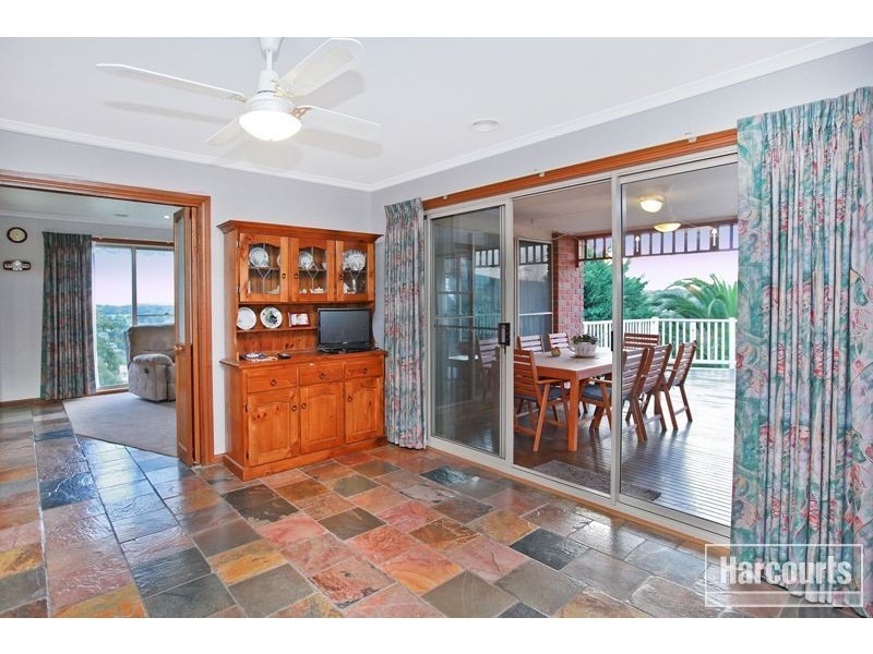 31 Highland Drive, Pakenham VIC 3810