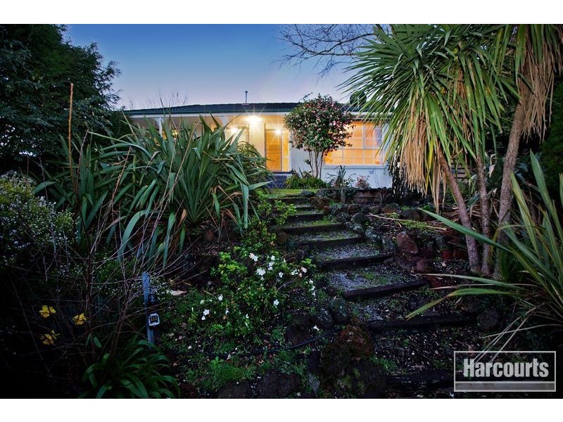 2 Philip Court, Pakenham VIC 3810