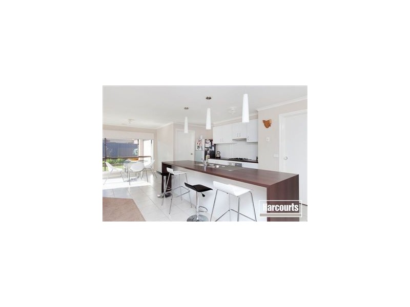 36 Laurina Link, Pakenham VIC 3810