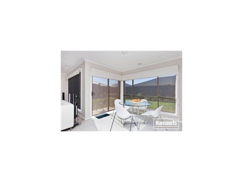 36 Laurina Link, Pakenham VIC 3810