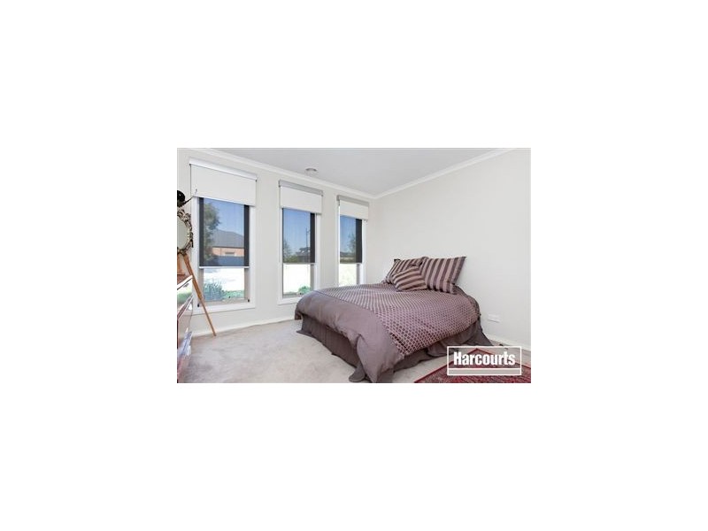 36 Laurina Link, Pakenham VIC 3810