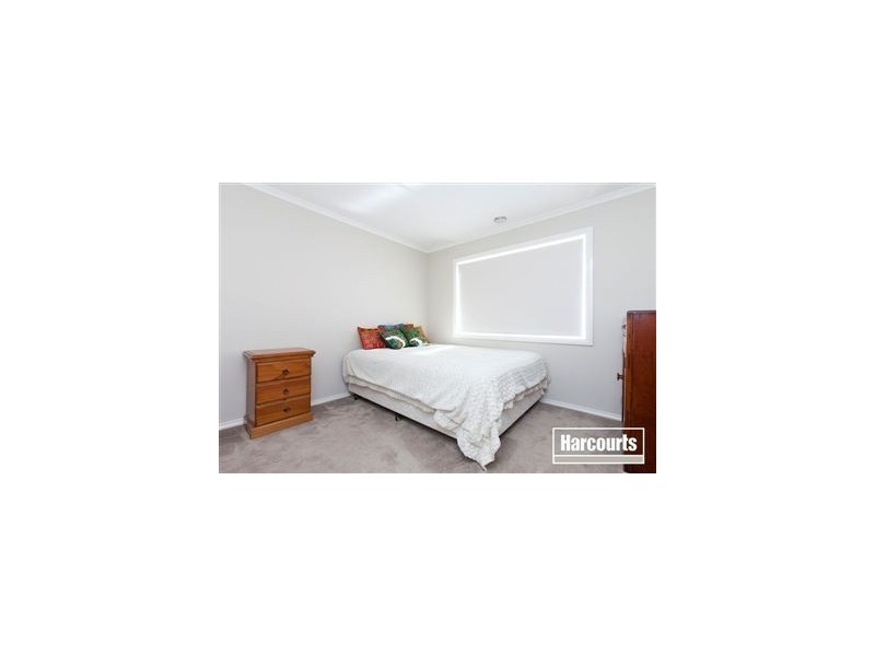 36 Laurina Link, Pakenham VIC 3810