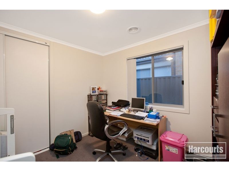 10 Seville Street, Pakenham VIC 3810